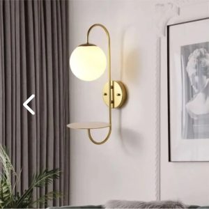 دیوارکوب فلزی با پایه دکوراتیو